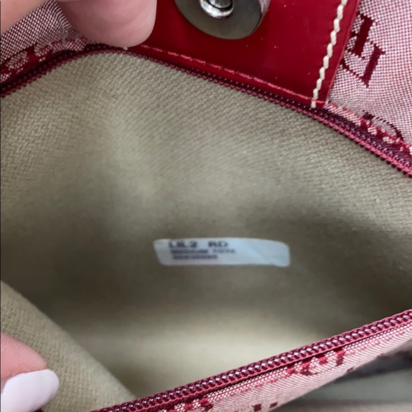 Dooney & Bourke Tote Red Signature EUC - Picture 8 of 15